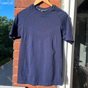 Alphalete Zenith workout shirt